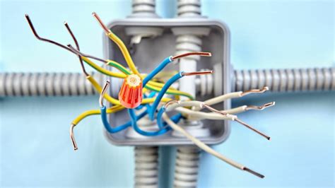 can you place two circuits in same junction box|2 circuit electrical box.